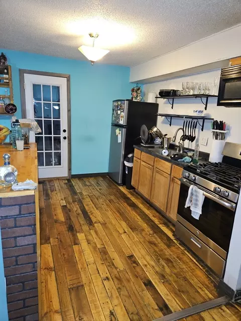 345 Appling Ln, Bolingbrook, IL 60440 photo 4