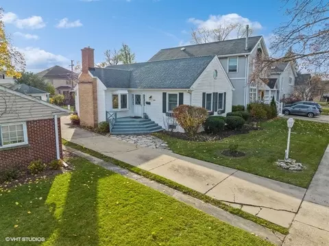 983 North Ave, Des Plaines, IL 60016 photo 24
