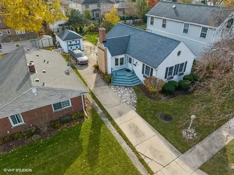 983 North Ave, Des Plaines, IL 60016 photo 3