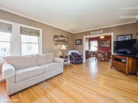 983 North Ave, Des Plaines, IL 60016 photo 5
