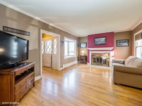 983 North Ave, Des Plaines, IL 60016 photo 6