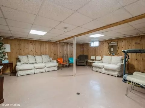 983 North Ave, Des Plaines, IL 60016 photo 16