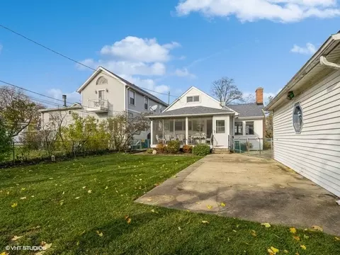 983 North Ave, Des Plaines, IL 60016 photo 22