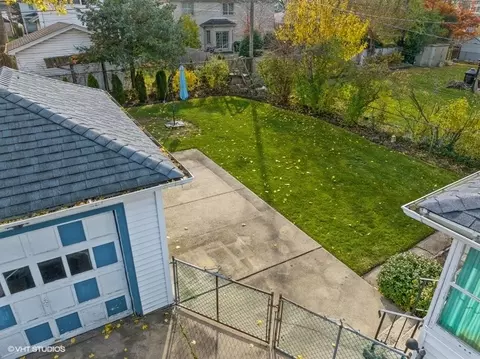 983 North Ave, Des Plaines, IL 60016 photo 23