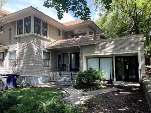 316 Division St, Elgin, IL 60120 photo 2