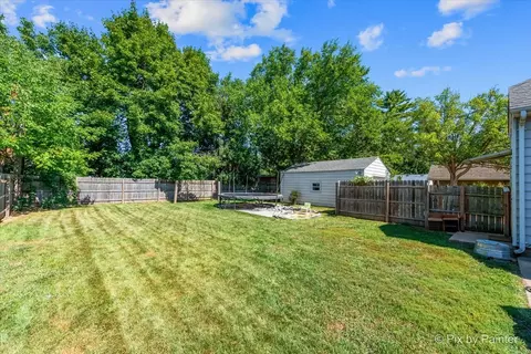 620 Orange St, Elgin, IL 60123 photo 25