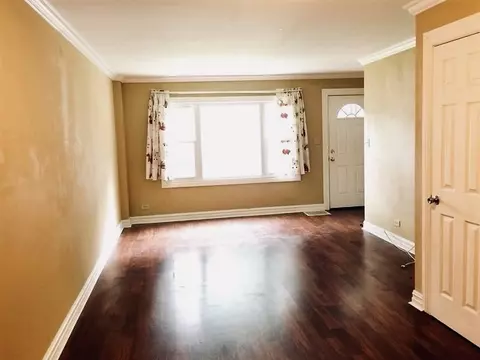 4056 W 58th Pl, Chicago, IL 60629 photo 3