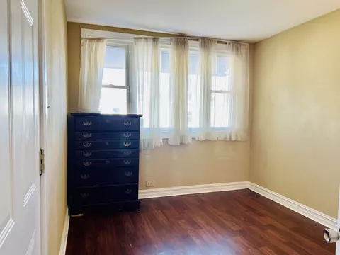 4056 W 58th Pl, Chicago, IL 60629 photo 9
