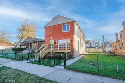 8505 S Cregier Ave, Chicago, IL 60617
