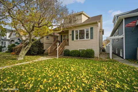 4519 N Melvina Ave, Chicago, IL 60630