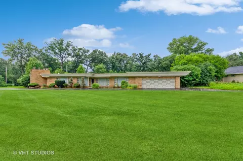 2571 Oakwood Dr, Olympia Fields, IL 60461