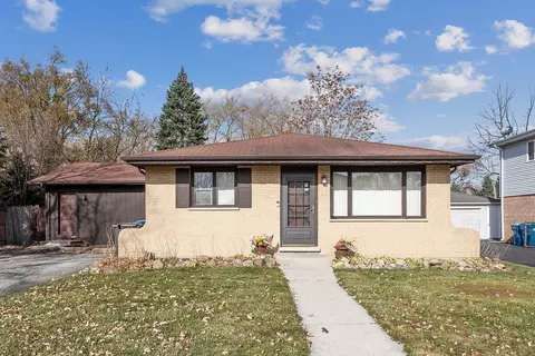5104 W 113th St, Alsip, IL 60803