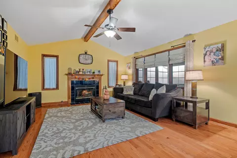 16528 Edgewood Rd, Plainfield, IL 60586 photo 8