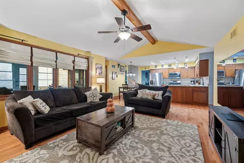 16528 Edgewood Rd, Plainfield, IL 60586 photo 9