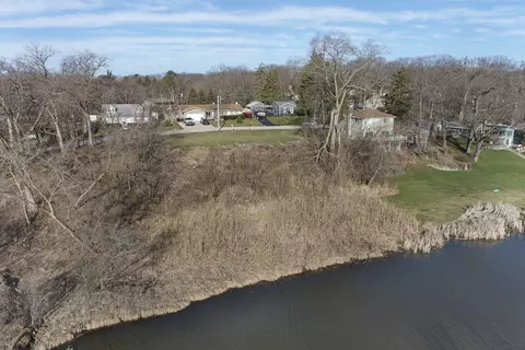 38415 N Primrose Path, Spring Grove, IL 60081