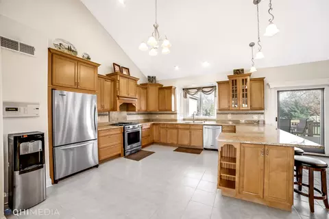 4 N445 Anthony Ct, Wayne, IL 60184 photo 8