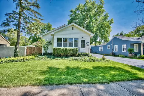 15015 Hamlin Ave, Midlothian, IL 60445