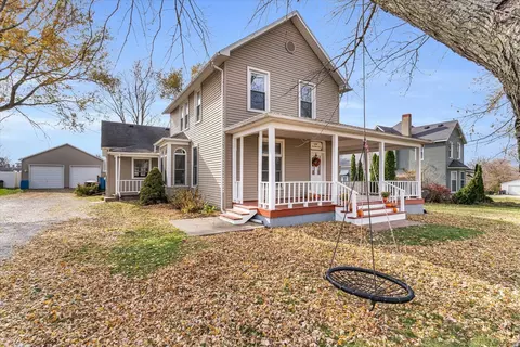 204 E Adams St, Loda, IL 60948