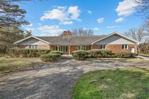22152 N Old Barrington Rd, Barrington, IL 60010