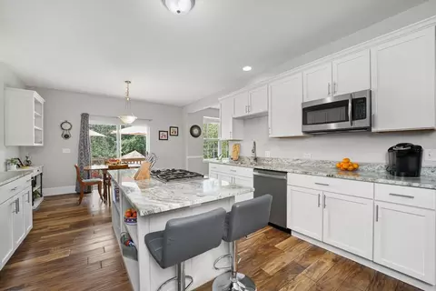 3014 Cranston Ave, Elgin, IL 60124 photo 9