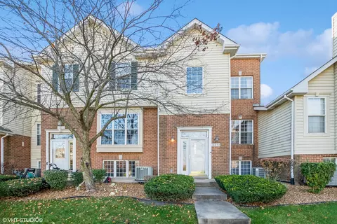 18834 S Vanderbilt Dr, Mokena, IL 60448