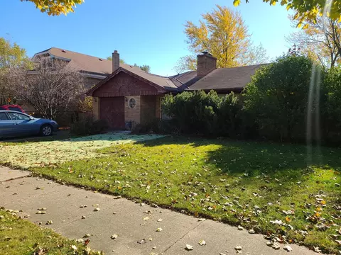 7901 45th Pl, Lyons, IL 60534