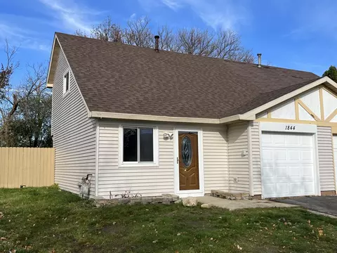 1844 Whitney Dr, Hanover Park, IL 60133