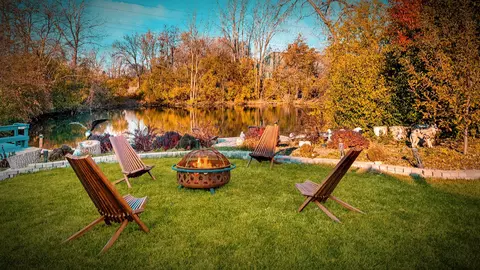 9666 Reding Cir, Des Plaines, IL 60016 photo 9