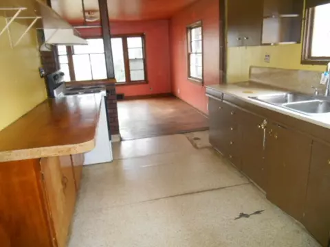10850 3rd St, Roscoe, IL 61073 photo 14