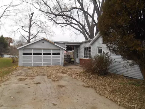 10850 3rd St, Roscoe, IL 61073 photo 3