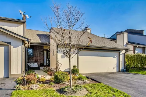 2518 Yarrow Ln, Rolling Meadows, IL 60008