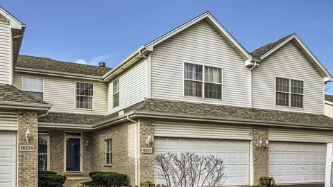 16522 Knottingwood Ave, Oak Forest, IL 60452