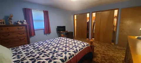 310 E Center St, Mount Morris, IL 61054 photo 3