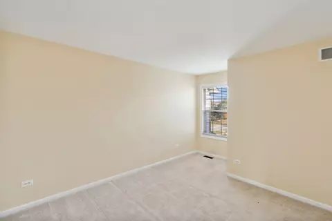 5471 Mcdonough Rd, Hoffman Estates, IL 60192 photo 17