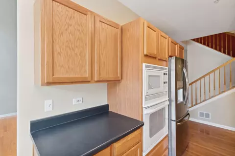 5471 Mcdonough Rd, Hoffman Estates, IL 60192 photo 11