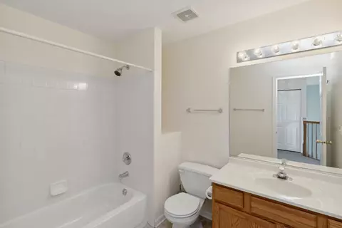 5471 Mcdonough Rd, Hoffman Estates, IL 60192 photo 15