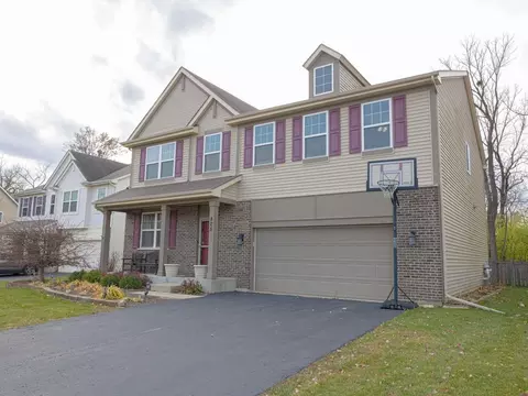 805 Fleetwood Dr, Joliet, IL 60432