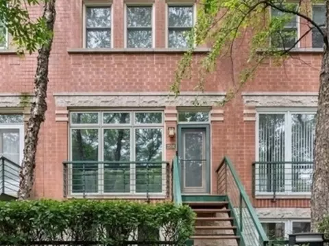 2506 N Bosworth Ave, Chicago, IL 60614