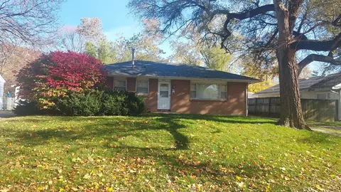 1204 Grant Pl, Urbana, IL 61801