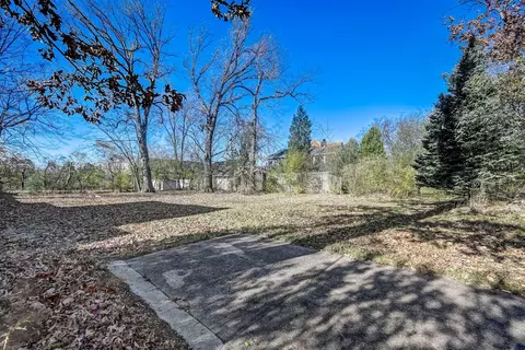 2709 Birchwood Ln, Deerfield, IL 60015