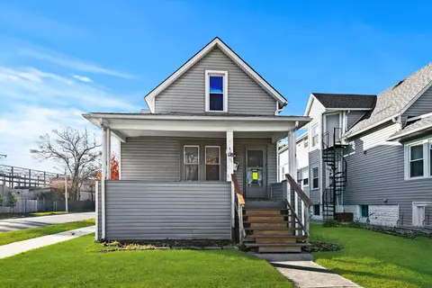 118 N 11th Ave, Melrose Park, IL 60160