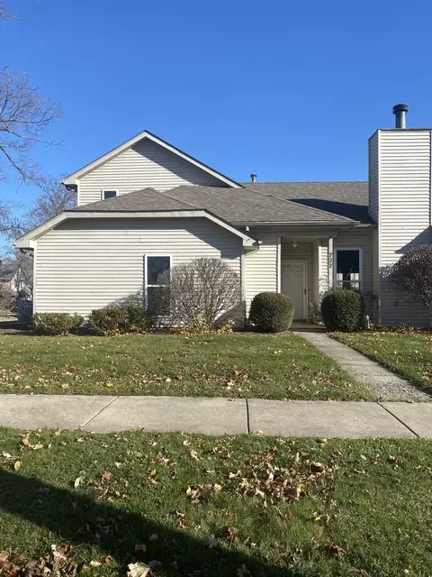 727 Hill Ave, Elgin, IL 60120 photo 2