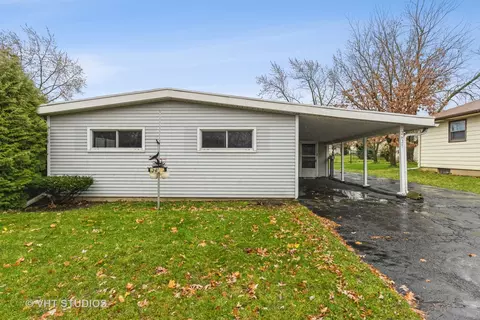 2625 W Florida Ave, Waukegan, IL 60087
