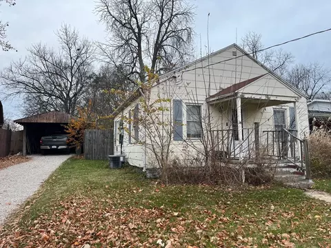 103 Reagan Dr, Eureka, IL 61530
