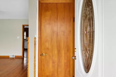 836 E Patton St, Paxton, IL 60957 photo 5