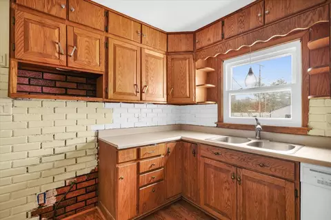 836 E Patton St, Paxton, IL 60957 photo 11
