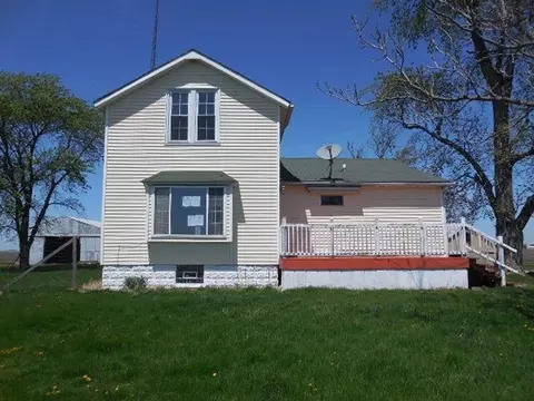 488 E 2100 North Rd, Danforth, IL 60930
