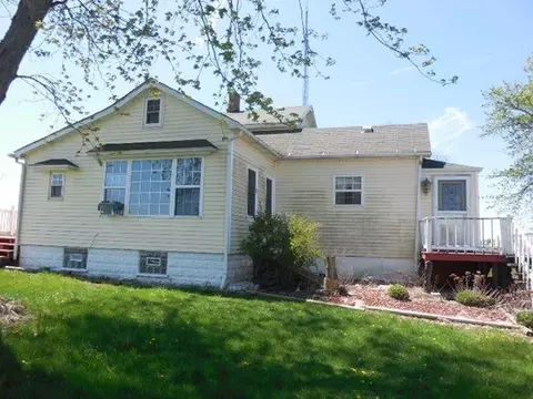 488 E 2100 North Rd, Danforth, IL 60930 photo 2