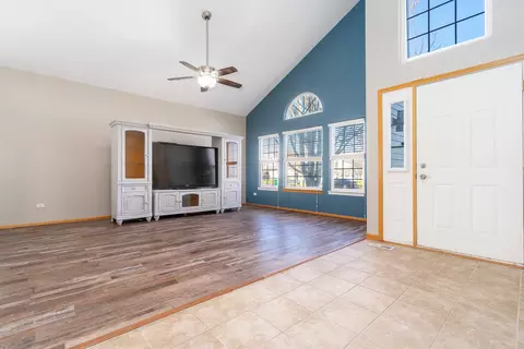 2607 Vision Ave, Plainfield, IL 60586 photo 5