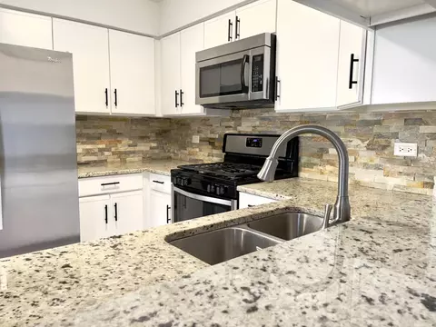 4480 Opal Dr, Hoffman Estates, IL 60192 photo 9